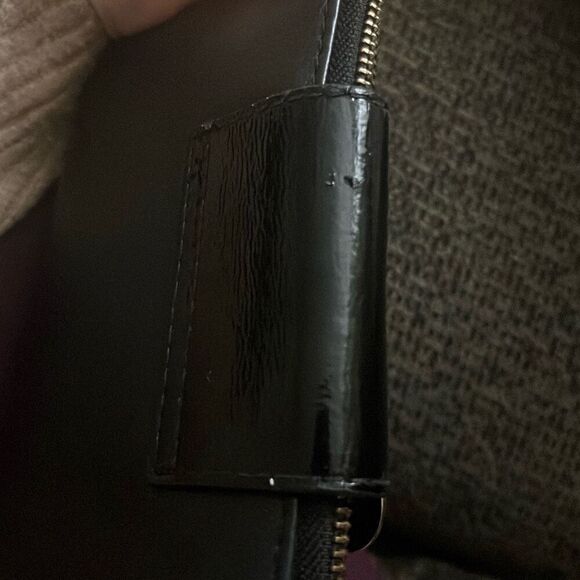 ✨Ted Baker Black Patent Leather Buckle Zip Around Wallet✨ - Picture 10 of 10